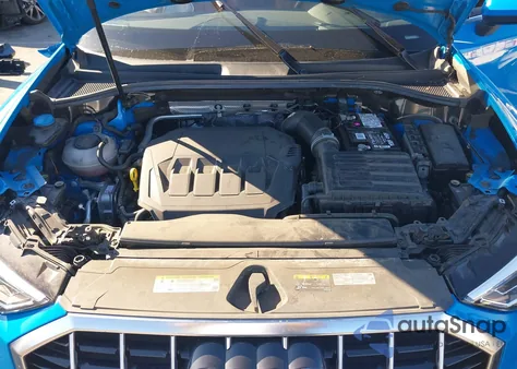 2020 Audi Q3 Prestige 45 Tfsi S Line Quattro Tiptronic from USA, damaged, VIN WA1FECF35L1005475